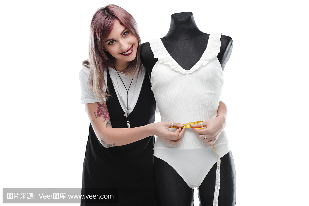 有美女的年轻时装设计师v美女白色紧身衣虚拟,大肚子越来越魅力图片