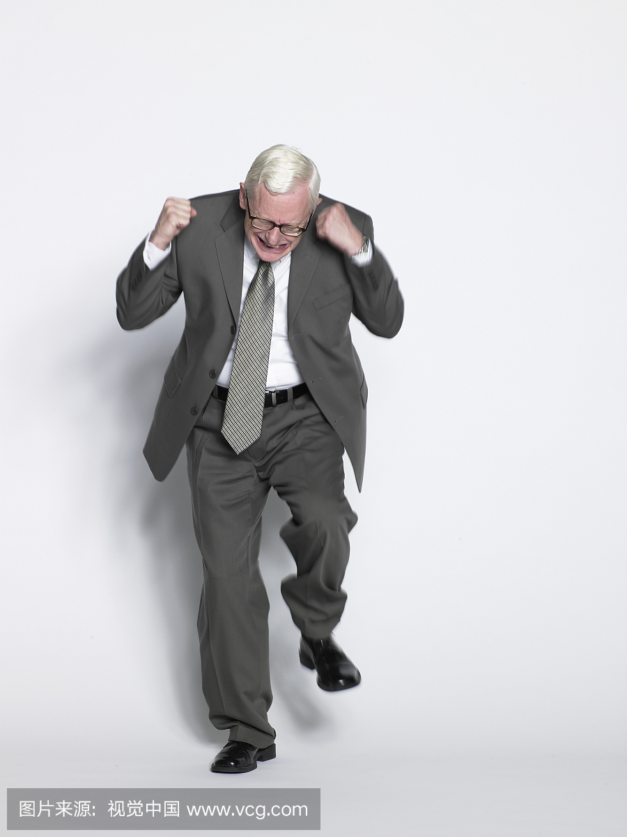 跺脚,跺,踏脚,跺地