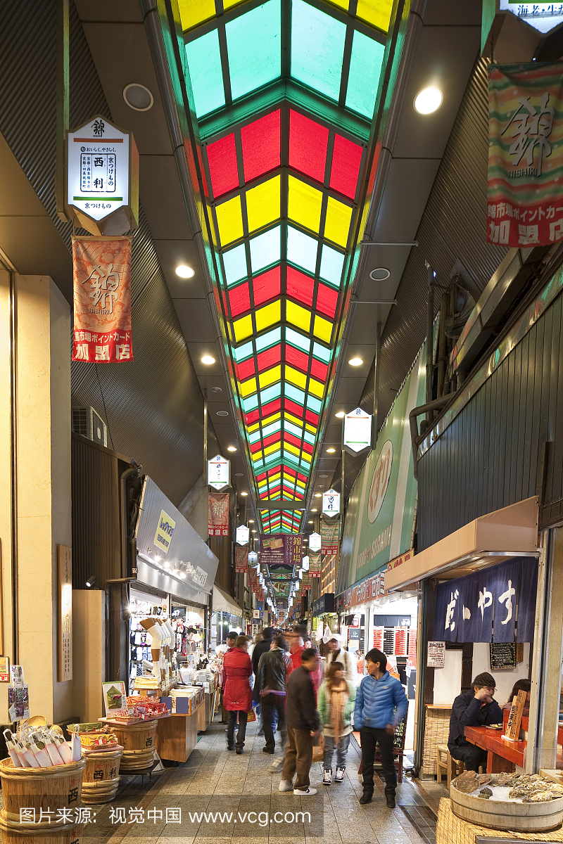 日本,本州岛,近畿地区,京都,Nishiki市场的中心路