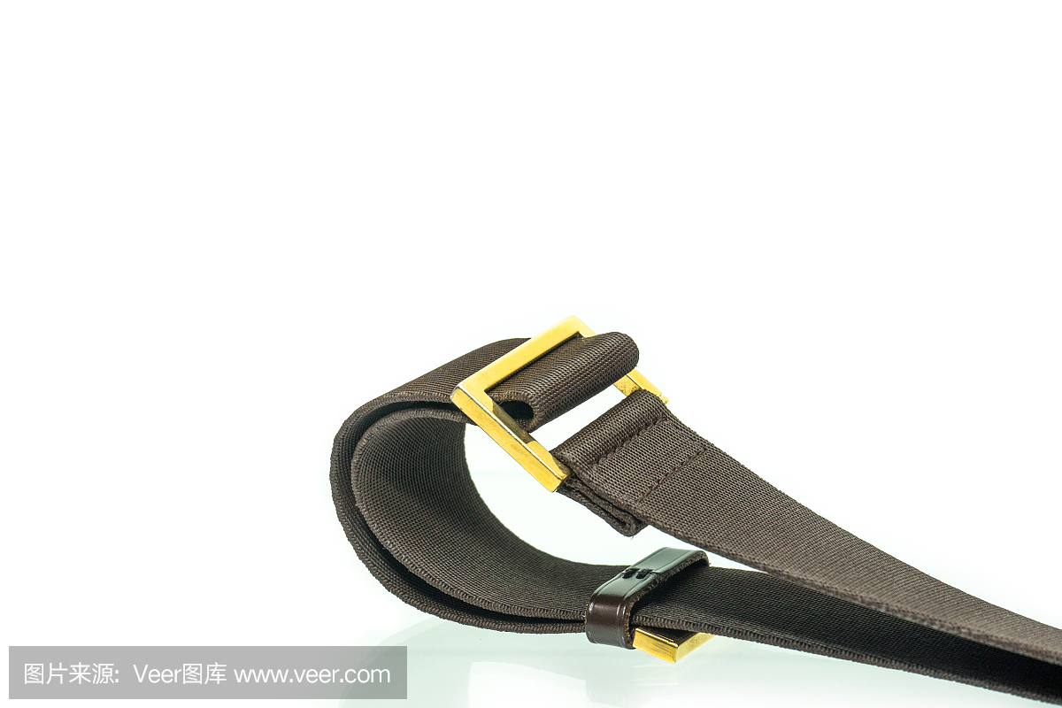 在白色背景上的肩带