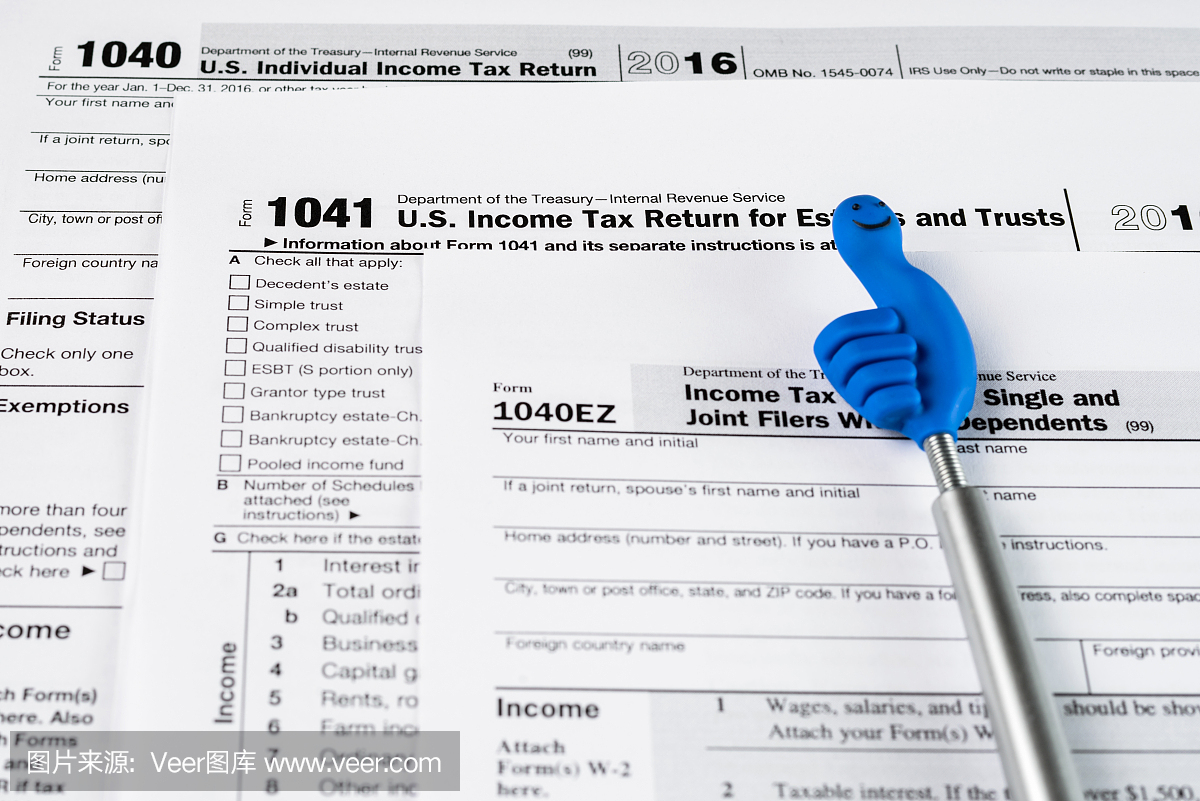表1040个人所得税申报单。表格1041美国居屋
