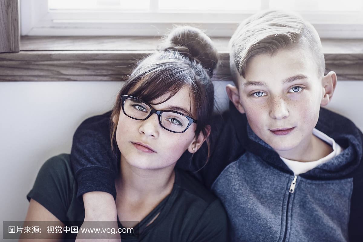 伊利诺斯州,姐妹,兄弟,家庭