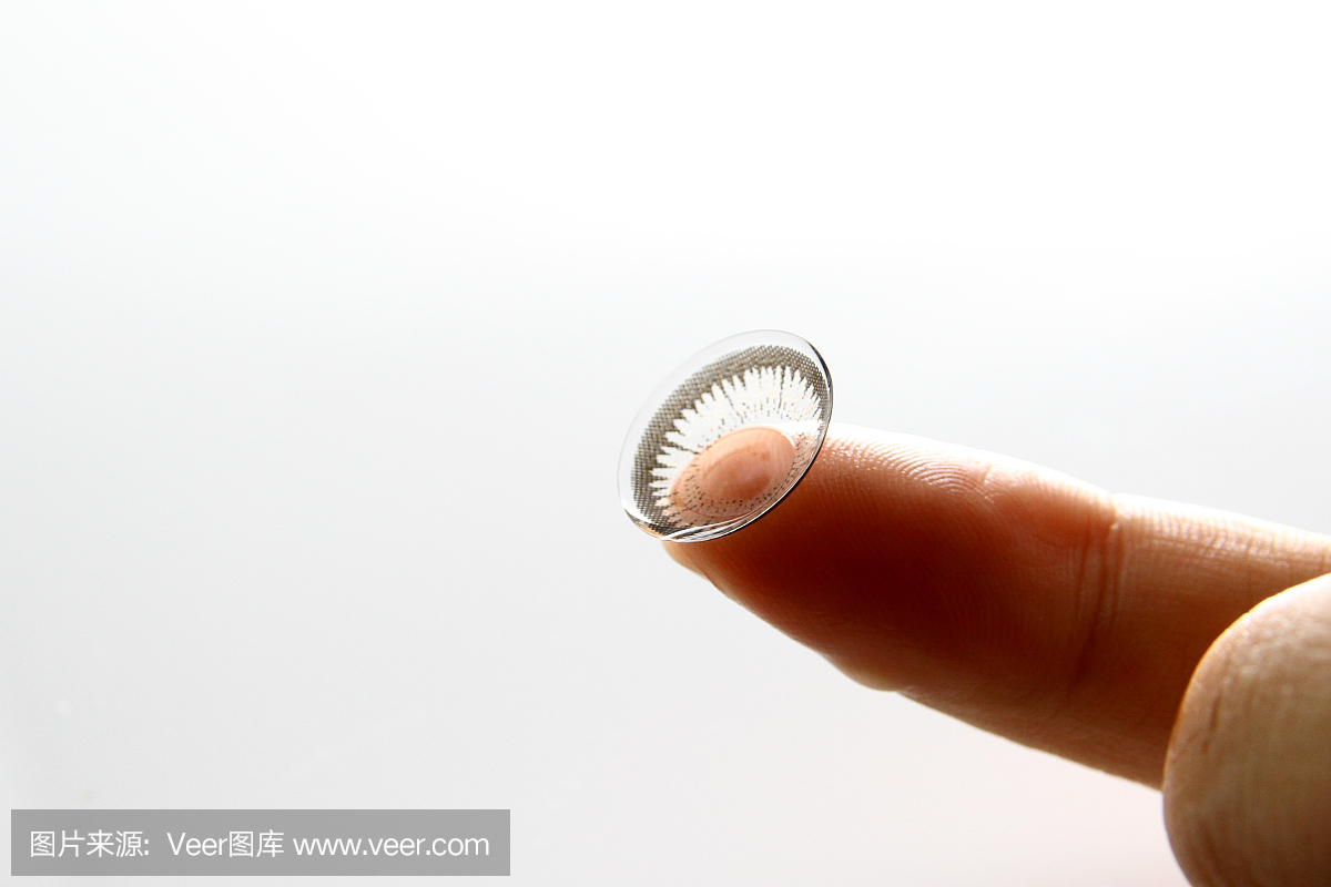 美人经过打洞变成腐朽娃娃 特别嗜好引发重视