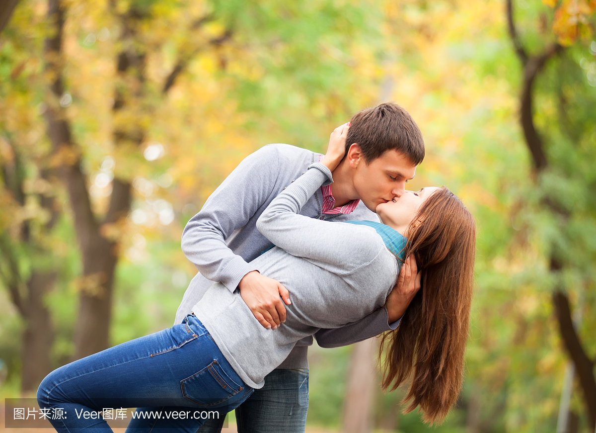 爱情中，习惯“舌吻”的男女会有这4种感觉，沉醉到了深处 - 知乎