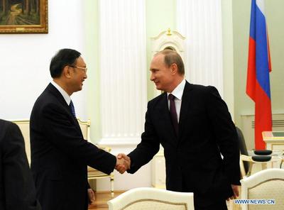Президент РФ В. Путин вс Президент РФ В. Путин вс