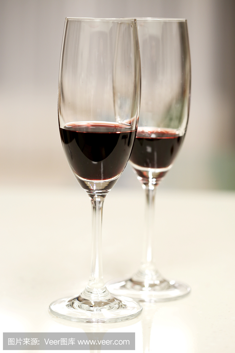 莫尔乐葡萄,法国酿酒用葡萄品种,红葡萄酒,干红