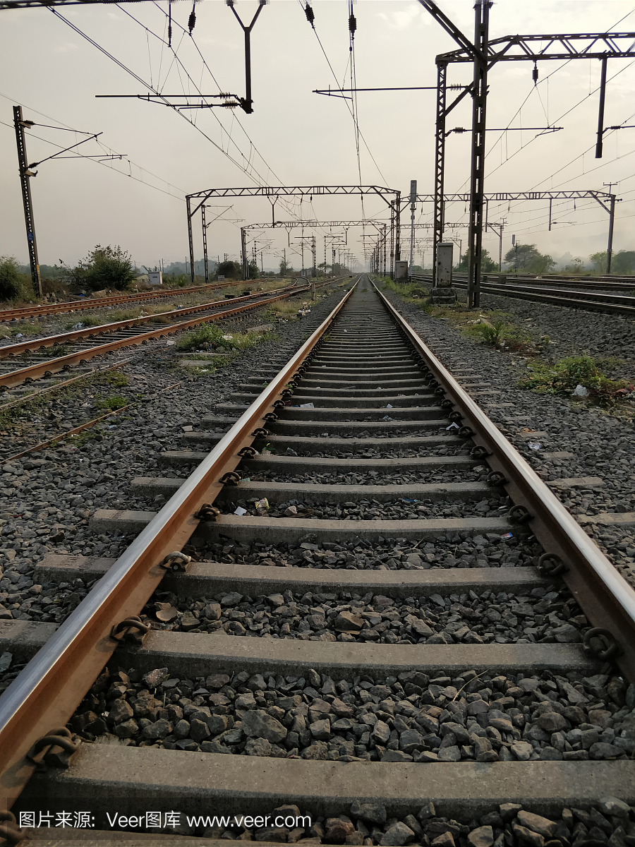火车轨道无限