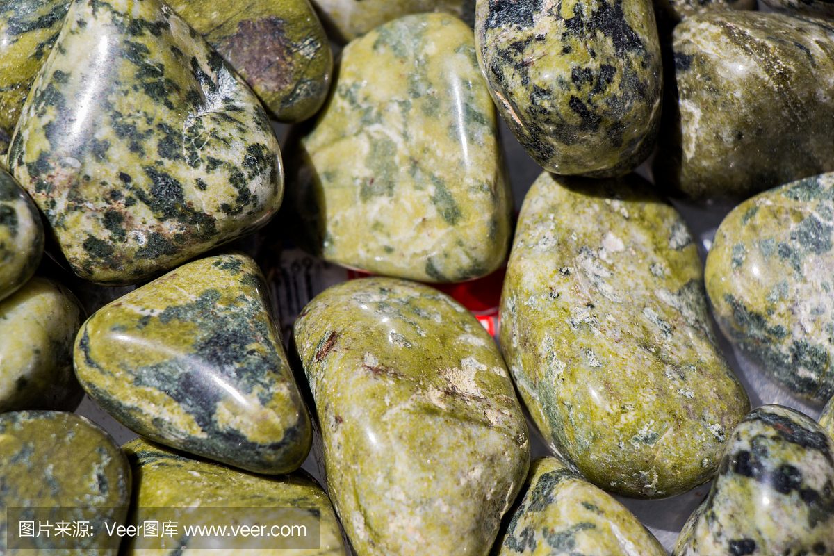 一套天然矿物宝石