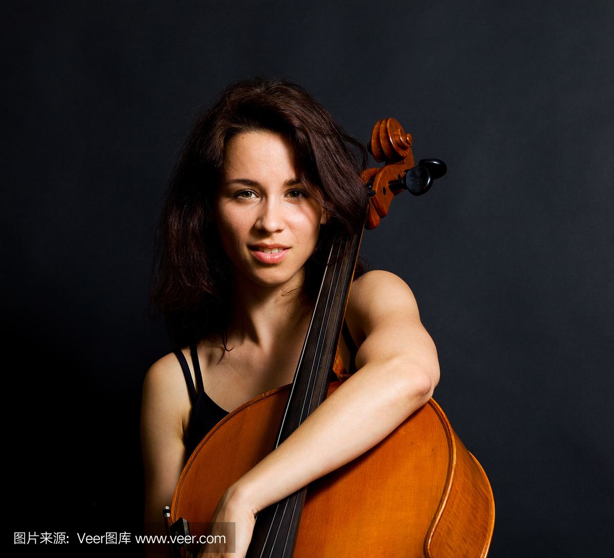 大提琴手,大提琴演奏家,拉大提琴,大提琴演奏者