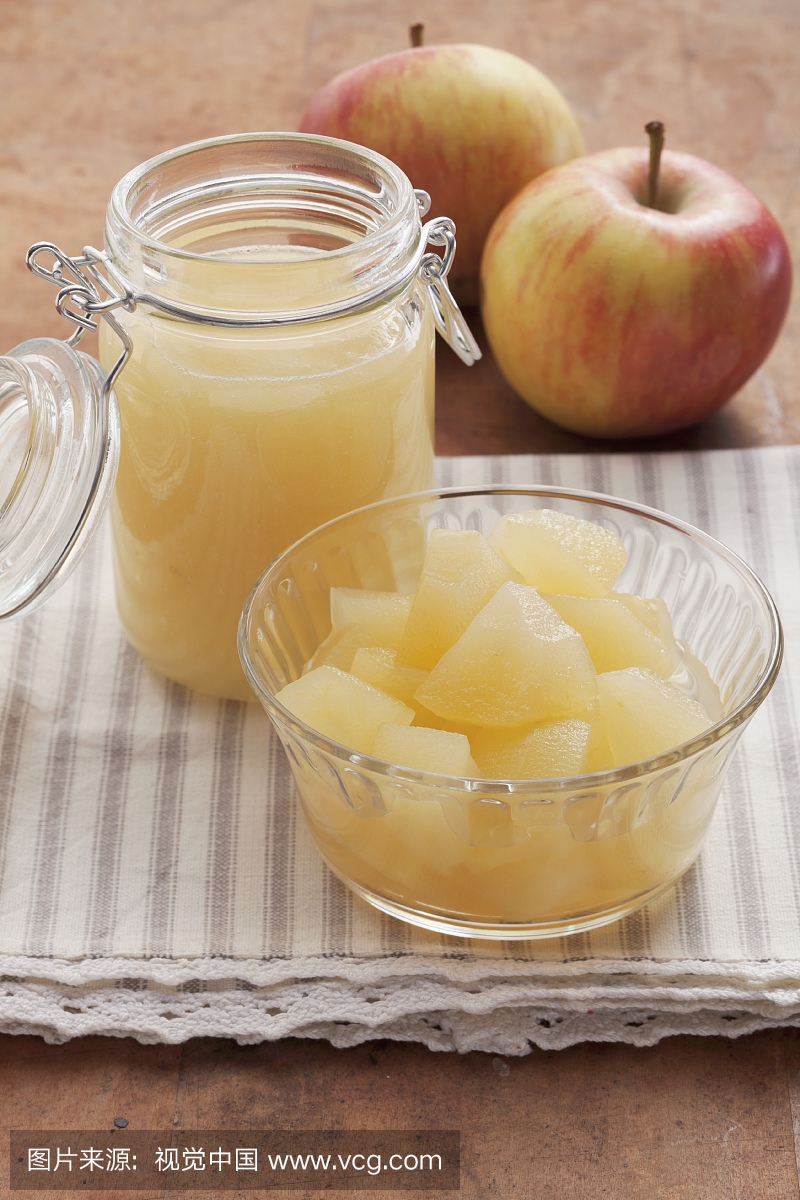 Homemade apple compote and apple sauce