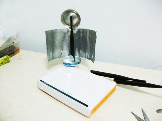 易拉罐能增强wifi信号_磊科路器增强信号_易拉罐无线路由器信号增强