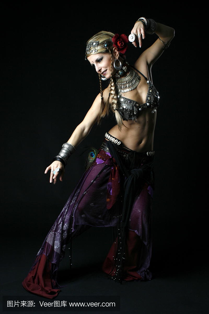 肚皮舞,性感肚皮舞,肚皮舞服装,肚皮舞表演者