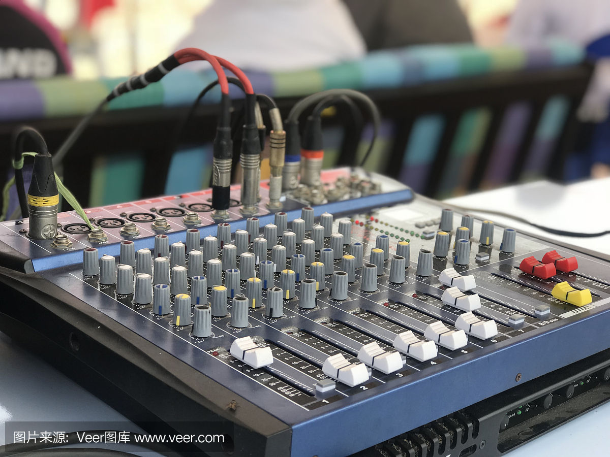 电子合成器,合成器,音频混合器,音频混合设备