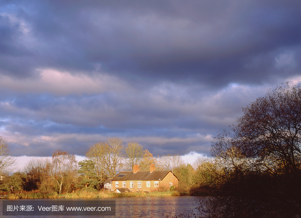 运河斯特拉特福大联盟沃里克郡英格兰英国