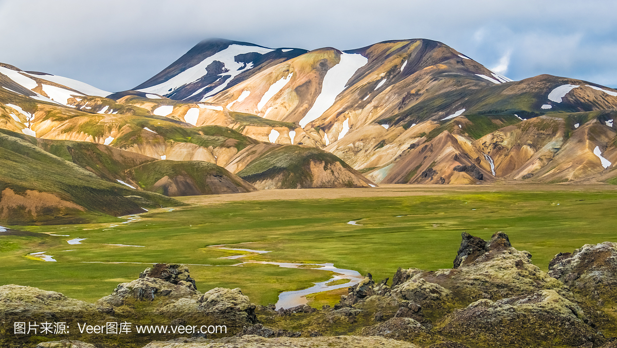 护区的Landmannalaugar令人惊叹的景观位于冰