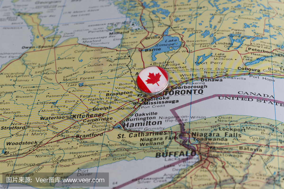 加拿大多伦多标志着地图上的国旗图钉