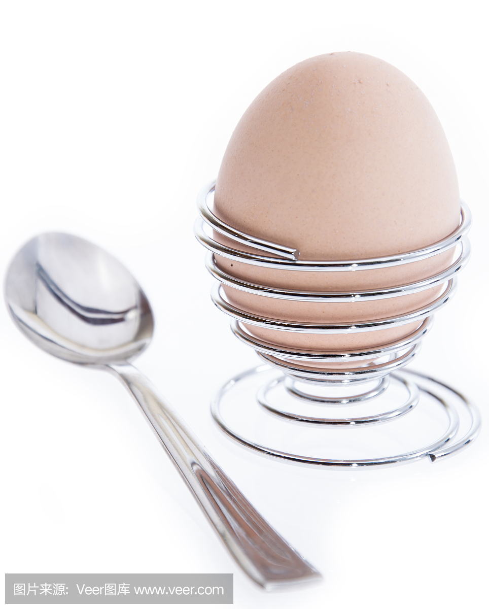 煮熟的鸡蛋被隔绝在白色