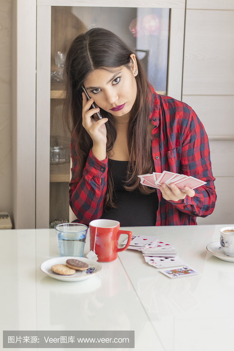 女王卡,风险,休闲游戏,部分