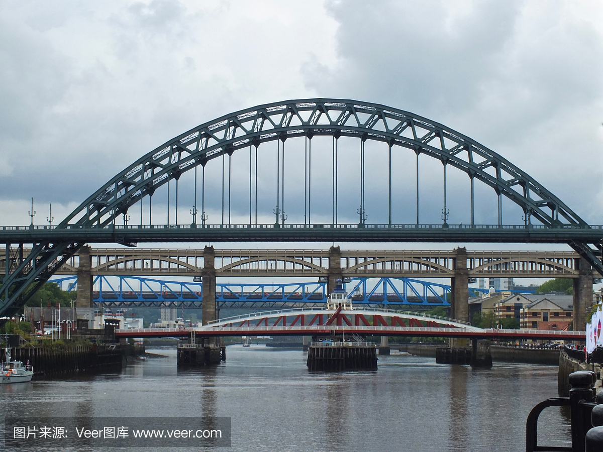 双翼平旋桥,水平旋转式桥,旋开桥,泰因桥