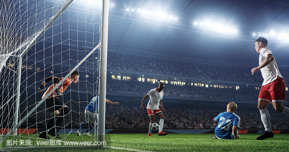 专业体育场的足球比赛时刻
