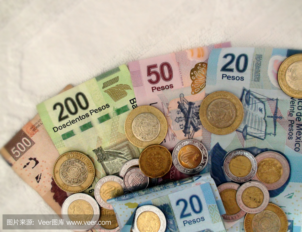 墨西哥货币笔记和硬币视图。墨西哥