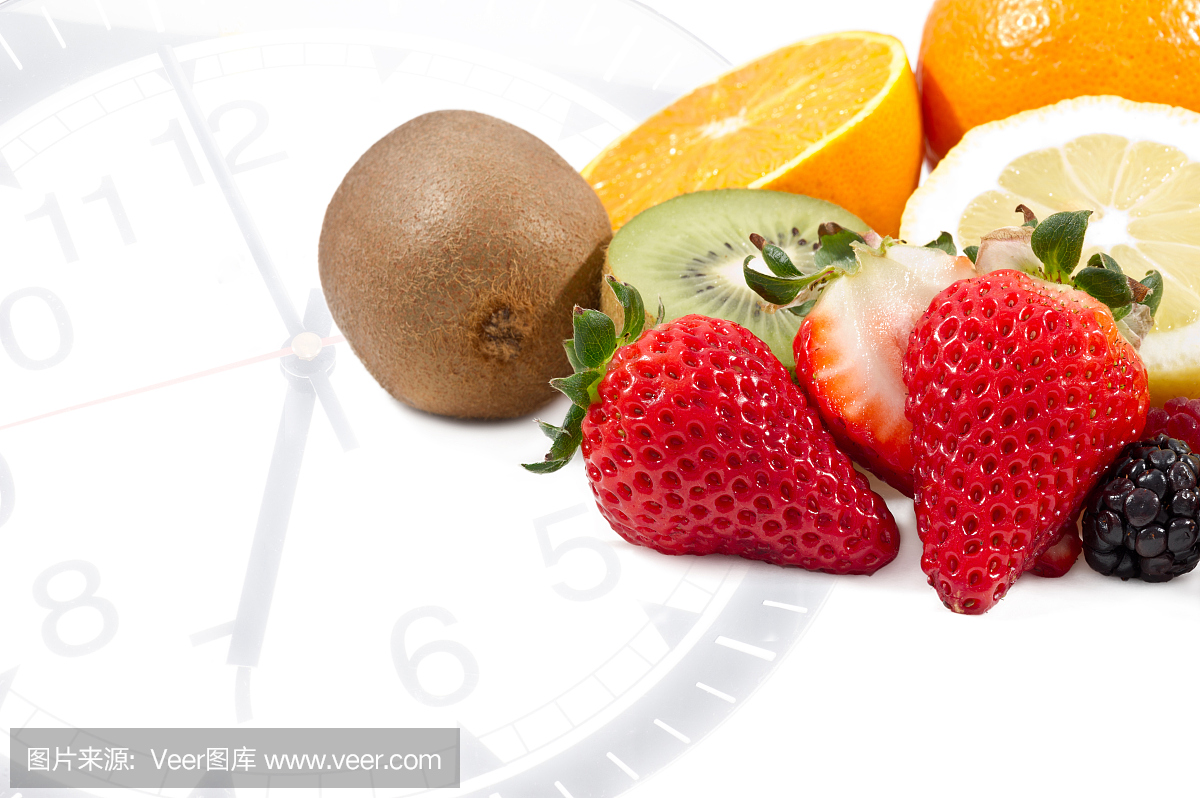 早餐时间与混合水果