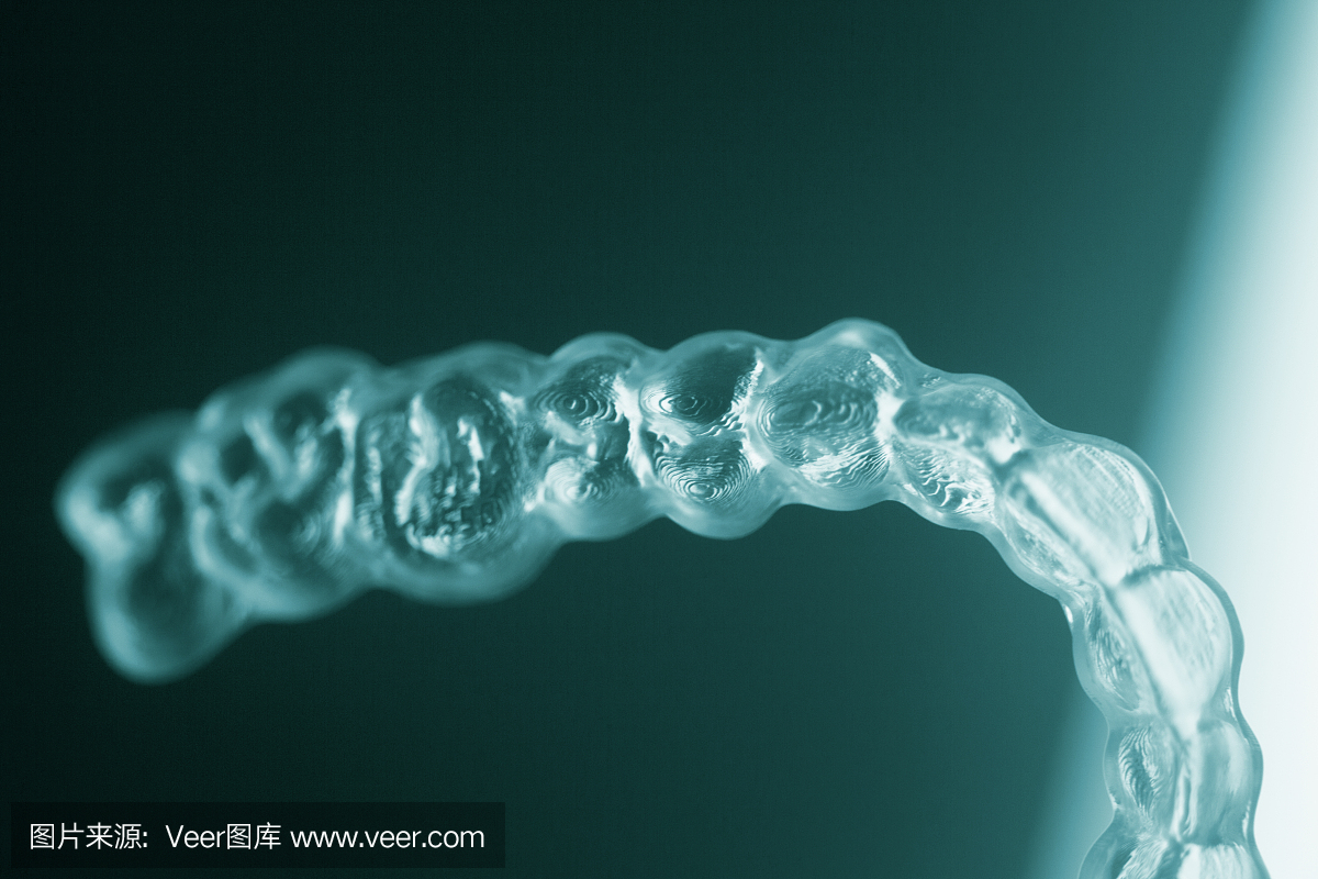 隐形矫治,透明牙套,隐形矫正,牙齿矫治