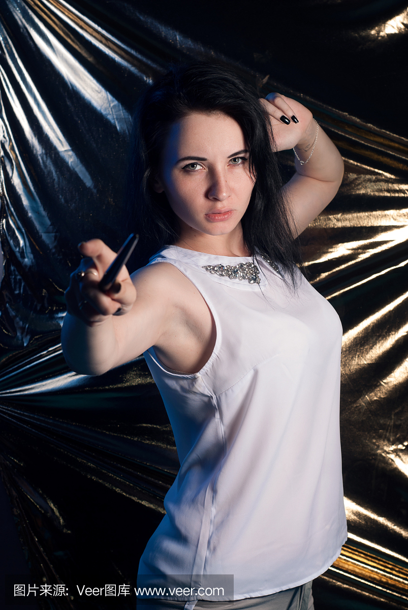 亚瑟王传奇,亚瑟王故事,亚瑟王传说,梅林