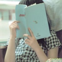 文静又文艺范唯美女生看书头像:真正的放下,就-9kb