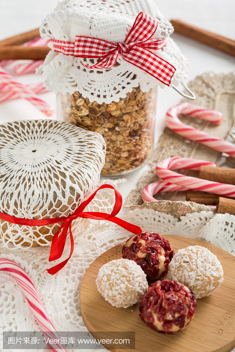 巧克力酱,榛子酱,垂直画幅,吃