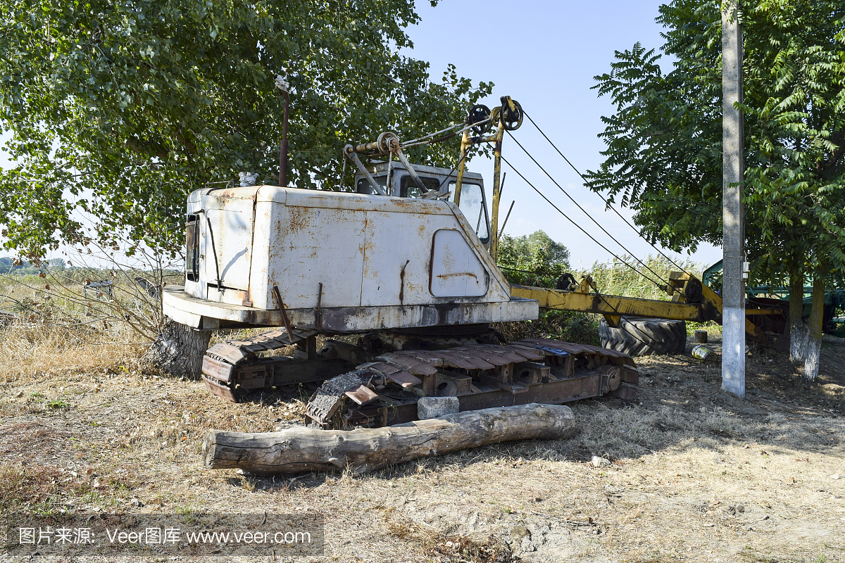 拉索附近的老采石场