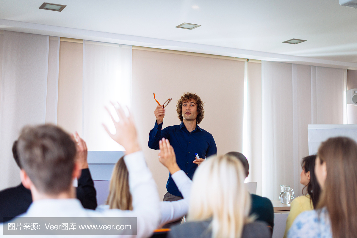 新的教育和培训方法