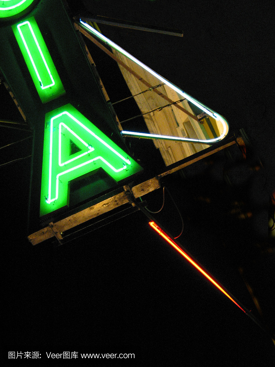 发黑的打字错误