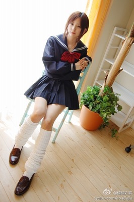 街上穿泡泡袜美女头像 泡泡袜番号 泡泡袜美女-103kb