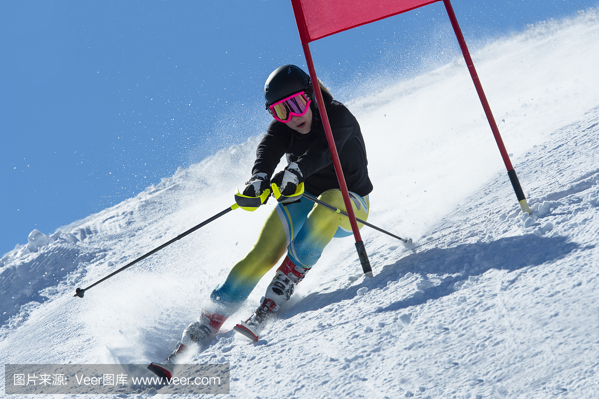 障碍滑雪赛,回环滑雪,弯道滑雪比赛,回旋赛