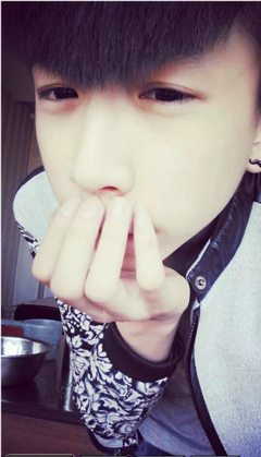 初中生帅男生图片