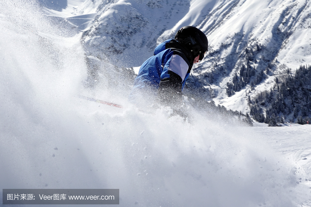 爱游戏体育(AYX Sports)官方网站高风险项目警示滑雪