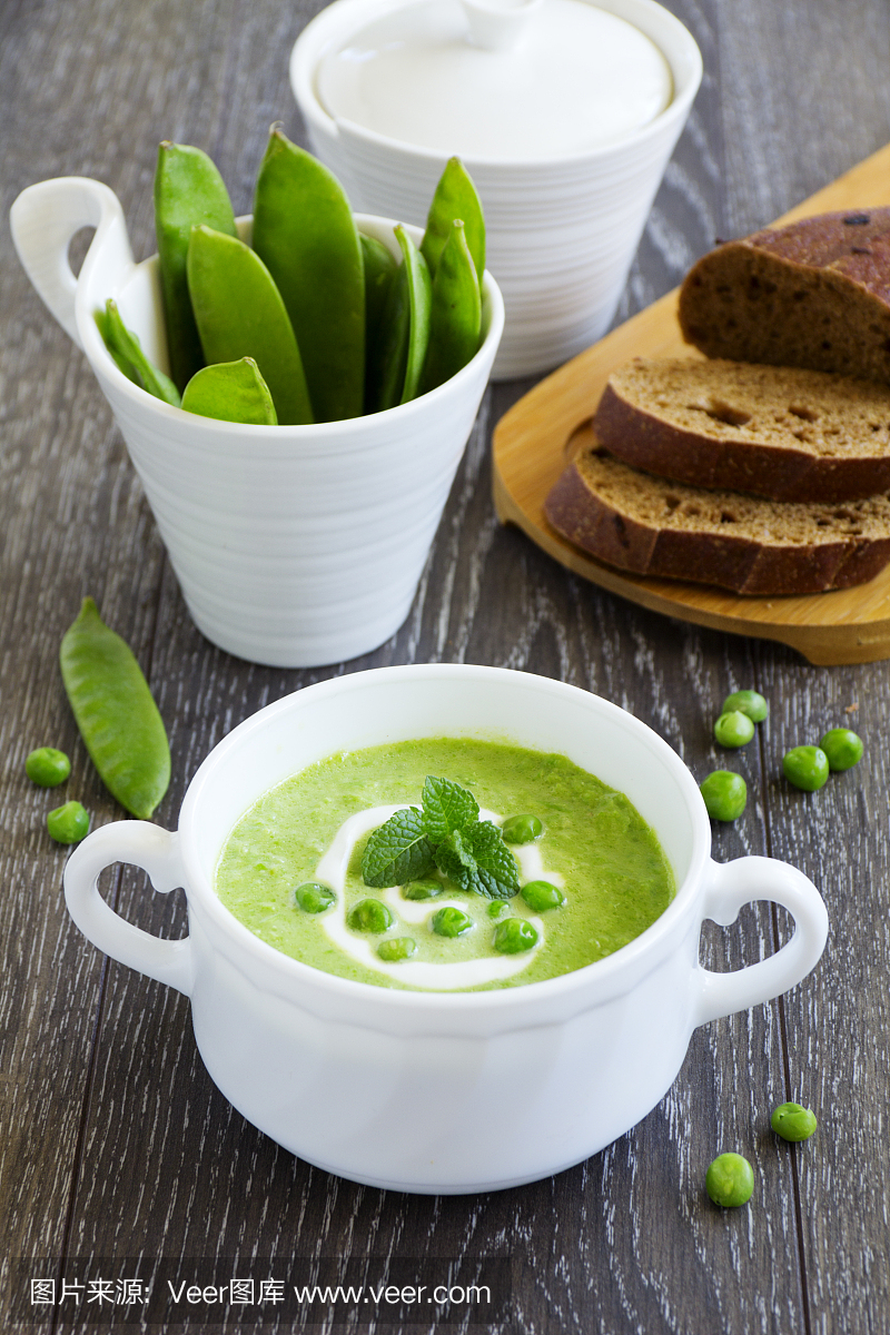 炖汤青年青豌豆。