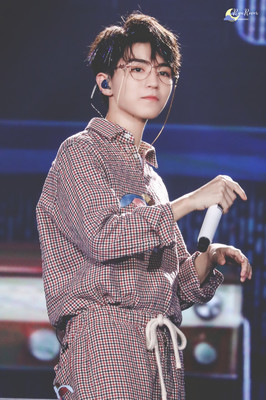 2018.09.22 王俊凯19岁此刻之外生日会×cr 2018.09.22 王俊凯19岁此刻之外生日会×cr