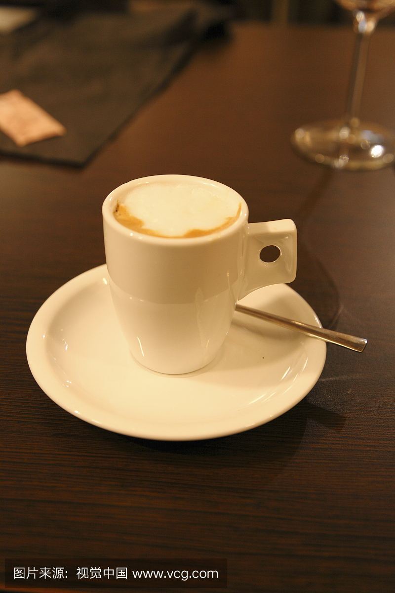杯咖啡在西班牙酒吧