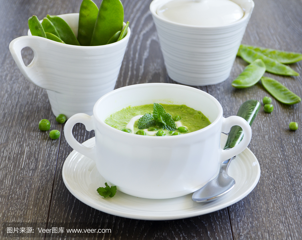 炖汤青年青豌豆。