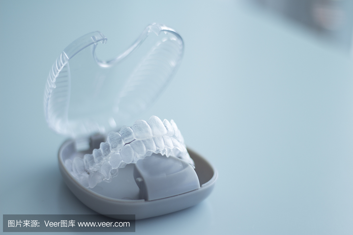 隐形矫治,隐适美,隐形牙套,透明牙套