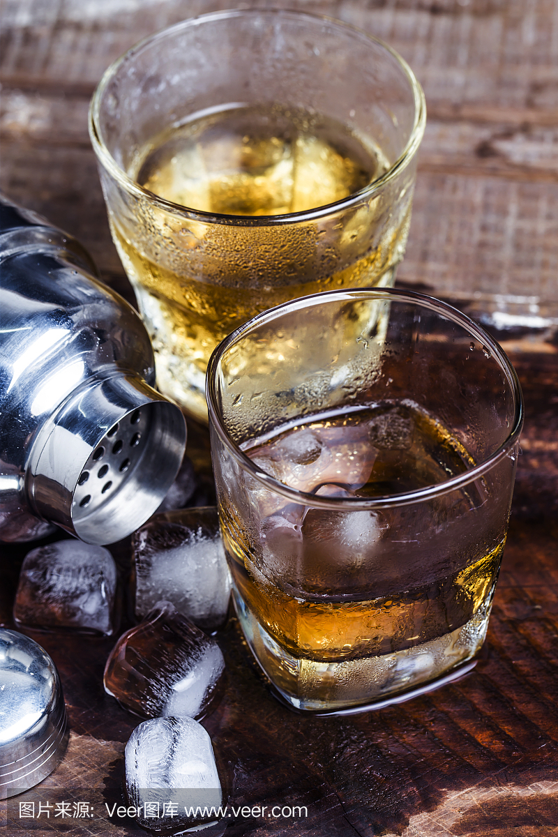 波旁威士忌,波旁酒,波本威士忌,伏特加