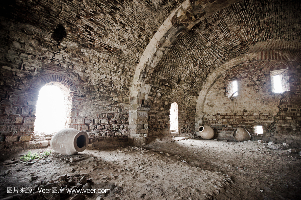 希腊热浴遗址考古遗址的Amphoras