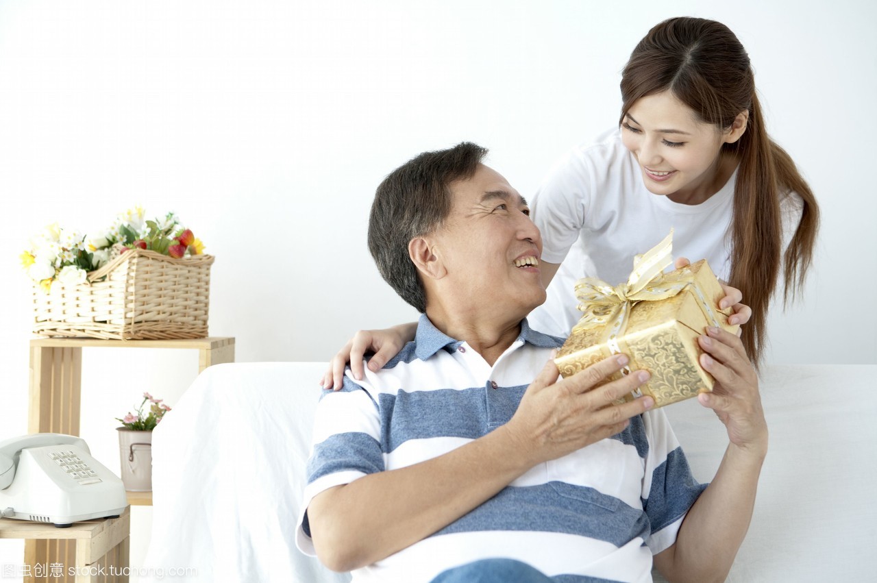 miling,sofa,telephone,senior men,toothy smile,p miling,sofa,telephone,senior men,toothy smile,p