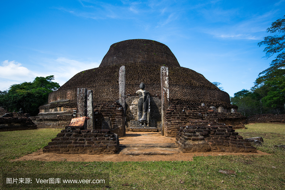 帕拉卢维埃拉在古老的Polonnaruwa,斯里兰卡。