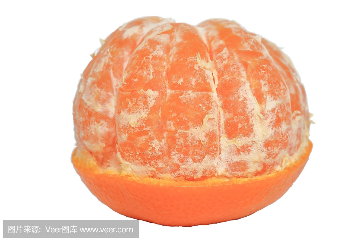 橘子像一道菜一样去皮