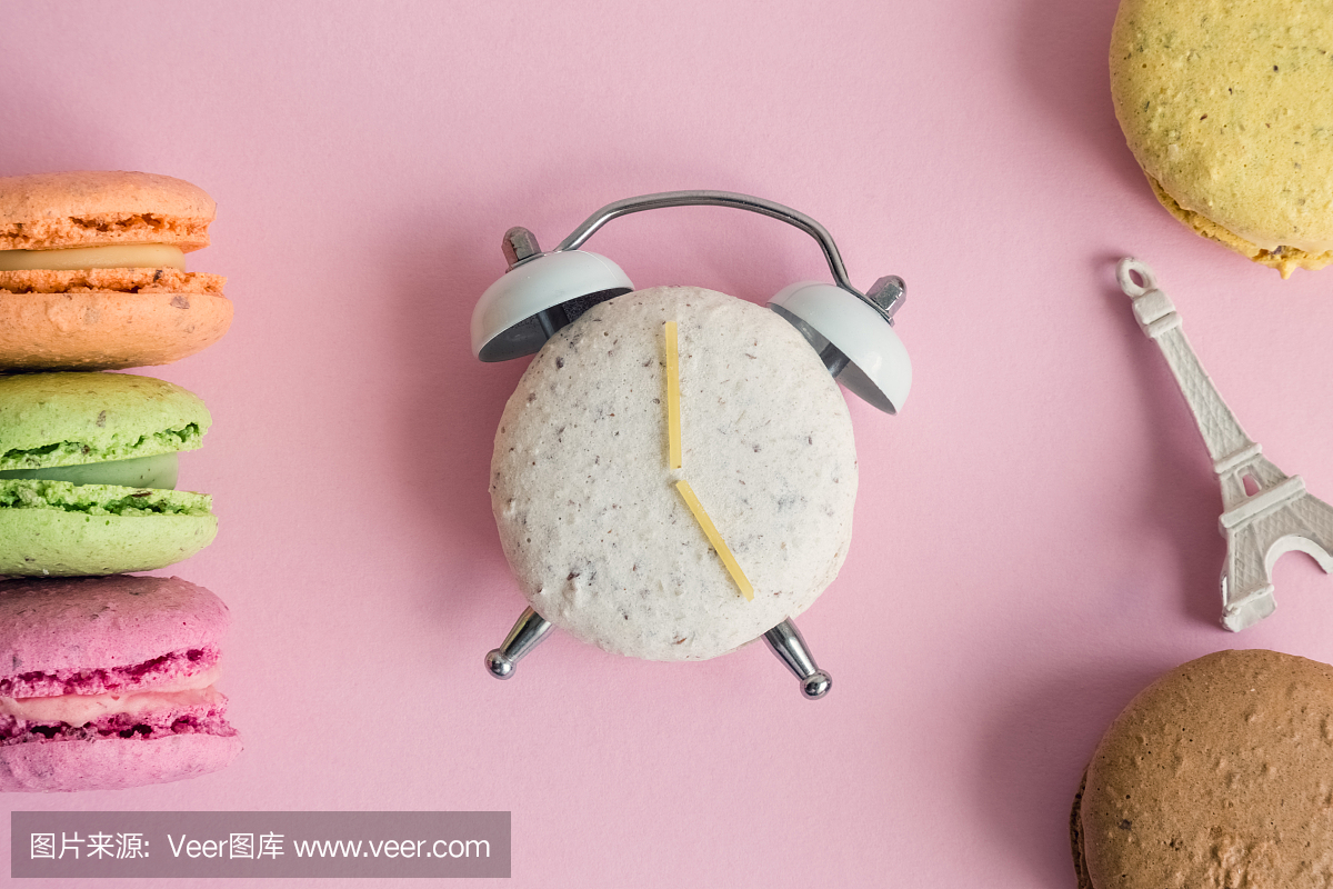 时间为蛋白杏仁饼干最小的抽象创意概念。