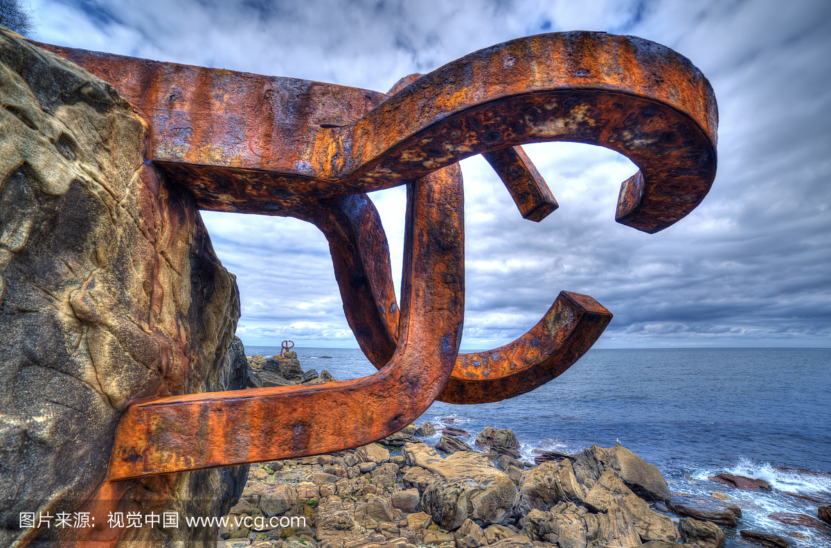 梳风。圣塞巴斯蒂安西班牙
