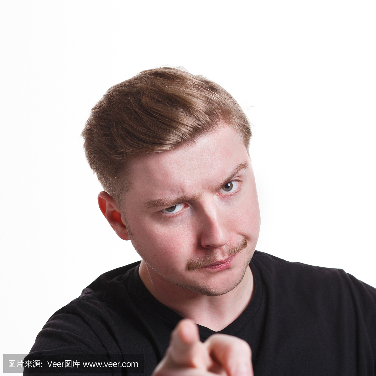 专横,颐指气使,老板作风,老板作风的